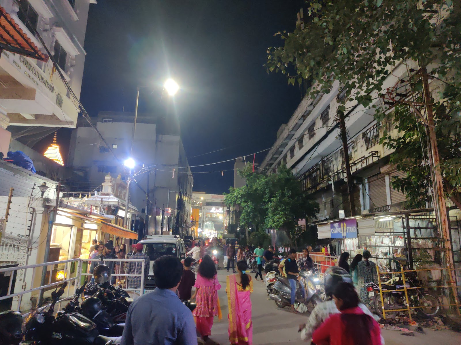 Hotel Suravi — Banquet Hall in Hyderabad (on-site parking, in-house decoration, bar service available, 200–250 guest capacity)