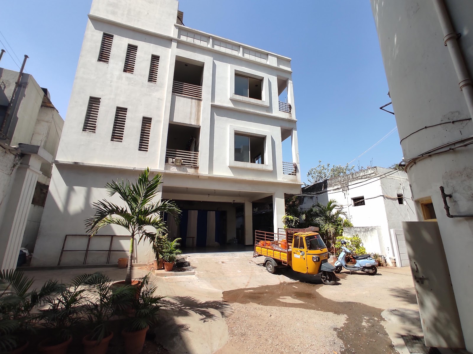 Silverdrop Function Hall — Banquet Hall in Secunderabad, Hyderabad (on-site parking, in-house decoration, DJ permitted, bar service available) — photo 4