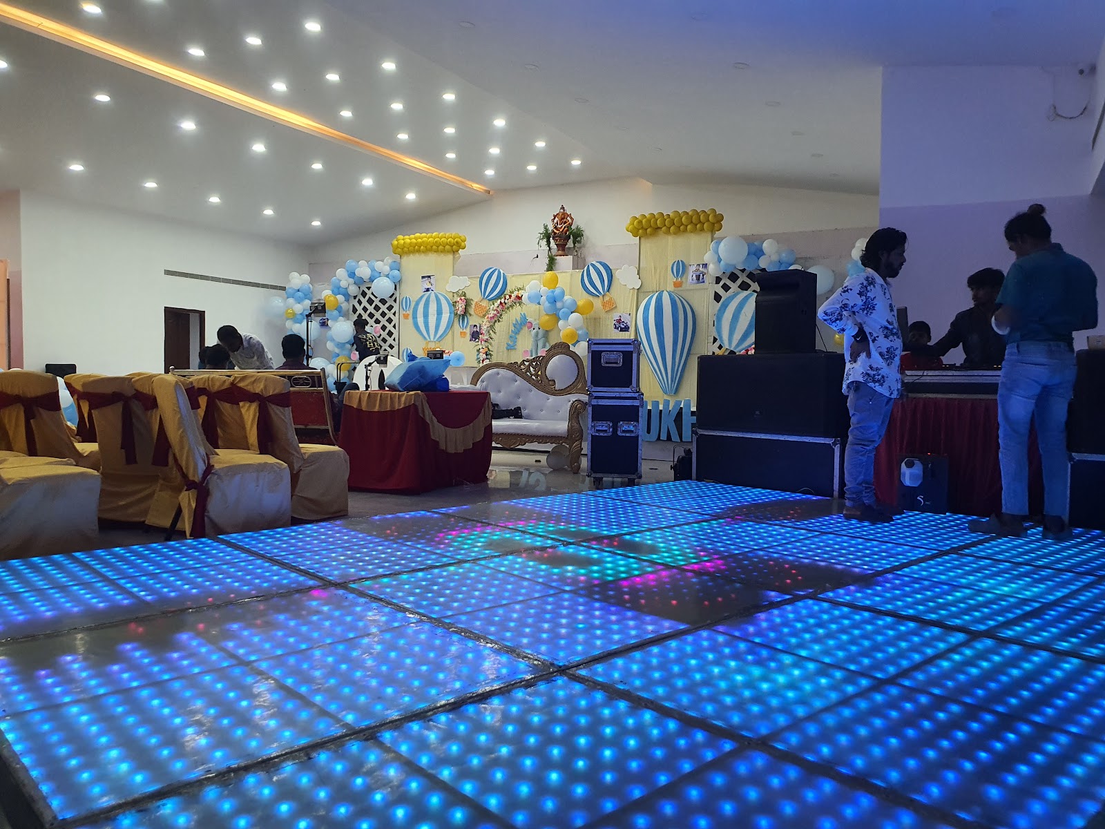 VRR AC Banquet Hall · Secunderabad — Banquet Hall in Secunderabad, Hyderabad (on-site parking, in-house decoration, bar service available, 500–800 guest capacity) — photo 4