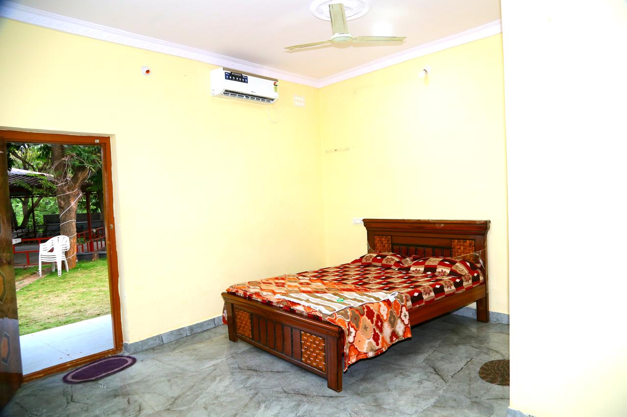 Silent Wald Resort — Resort in Secunderabad, Hyderabad (on-site parking, in-house decoration, DJ permitted, bar service available) — photo 2