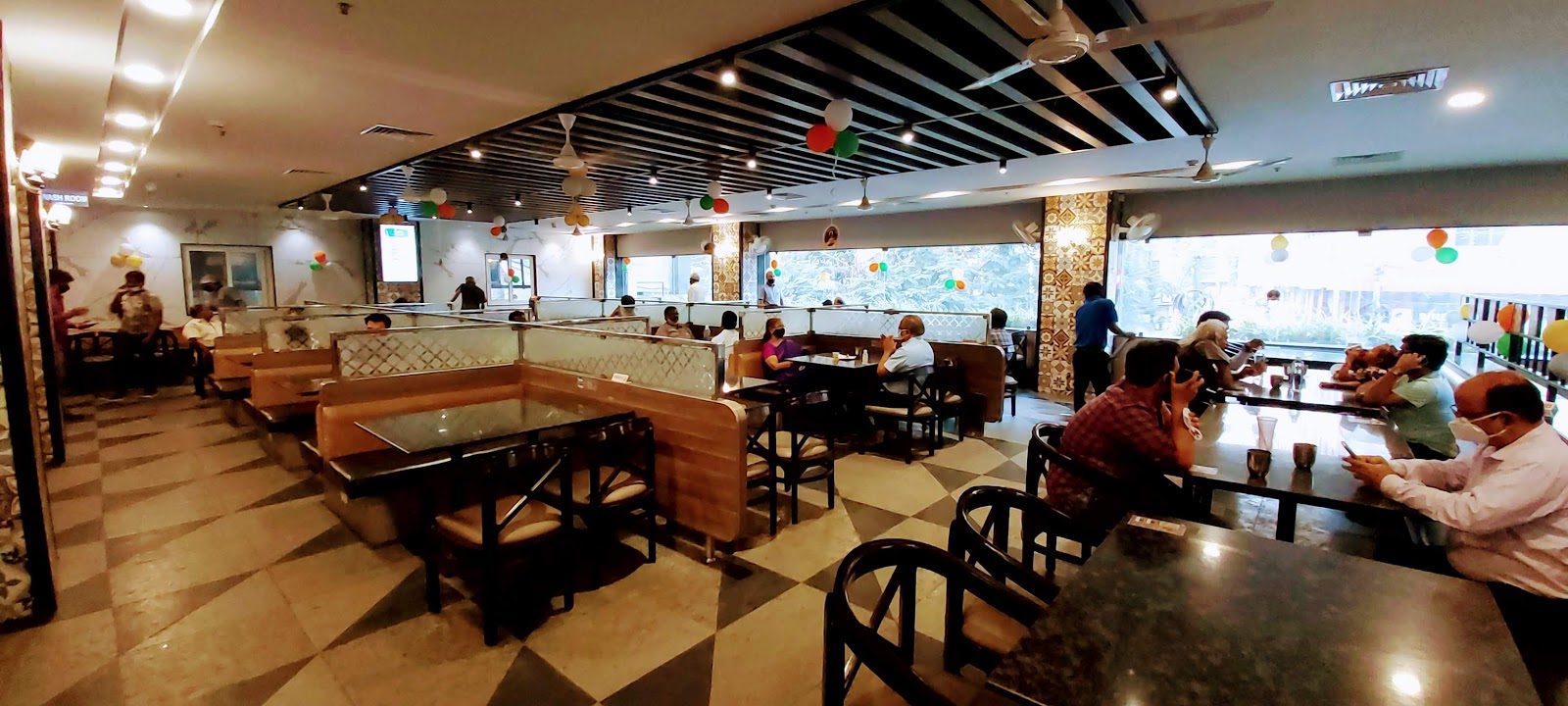 Belsons Taj Mahal Hotel — Banquet Hall in Secunderabad, Hyderabad (on-site parking, in-house decoration, outside catering allowed, bar service available)