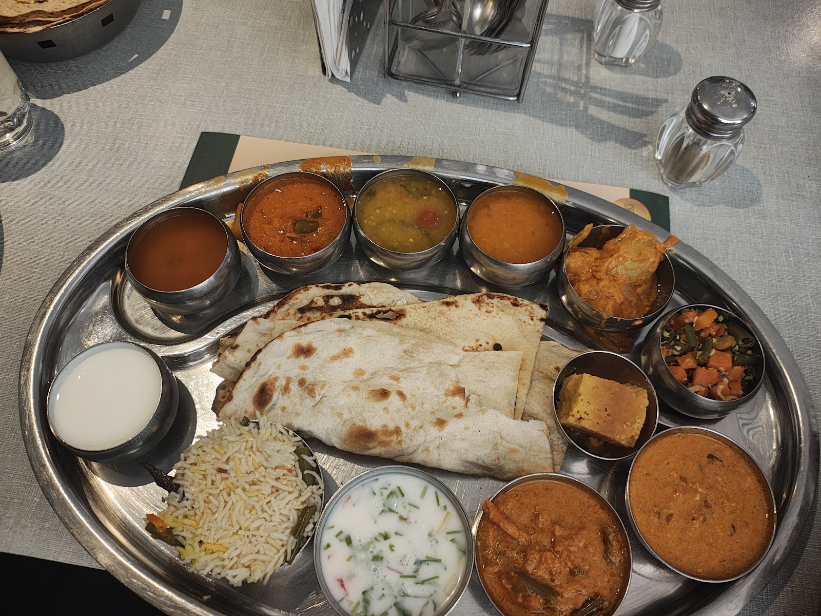 Taj Mahal Hotel · Secunderabad — Banquet Hall in Secunderabad, Hyderabad (on-site parking, in-house decoration, outside catering allowed, DJ permitted) — photo 4