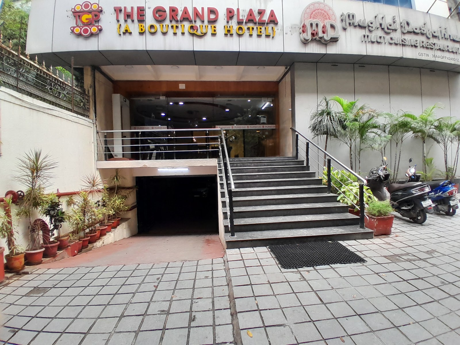 The Grand Plaza Hotel — Banquet Hall in Hyderabad (on-site parking, in-house decoration, bar service available, 100–200 guest capacity)
