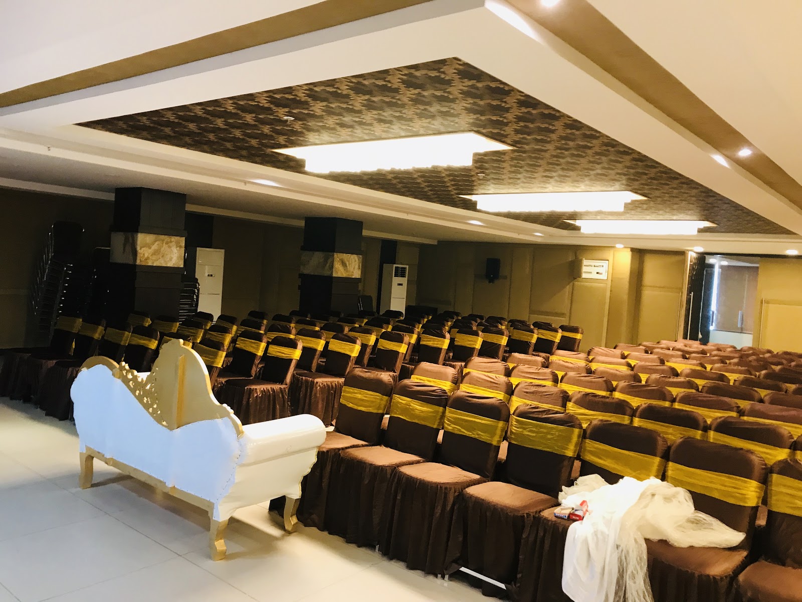 TreeInn Jubilee - Kavyam Banquet Hall — Banquet Hall in Jubilee Hills, Hyderabad (on-site parking, in-house decoration, DJ permitted, bar service available) — photo 3