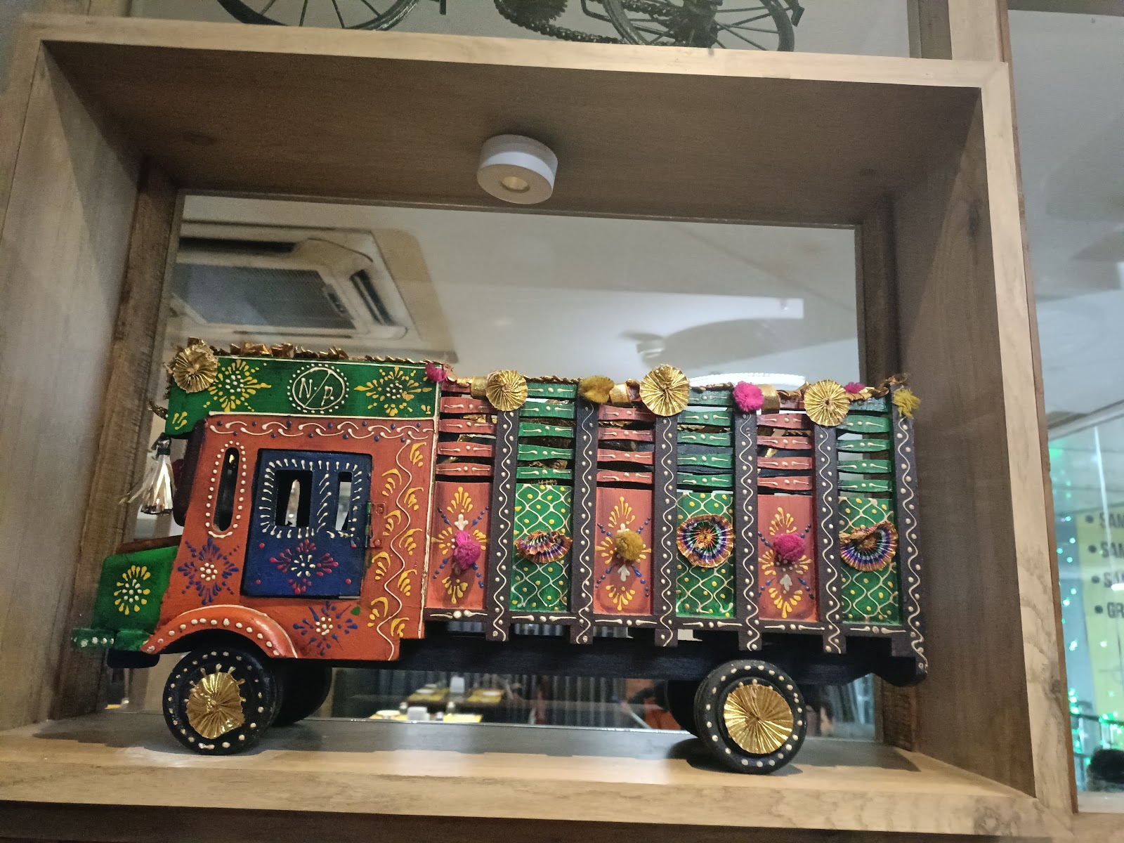 Hotel Kinara Grand · Karmanghat — Banquet Hall in Karmanghat, Hyderabad (on-site parking, in-house decoration, outside catering allowed, bar service available) — photo 3