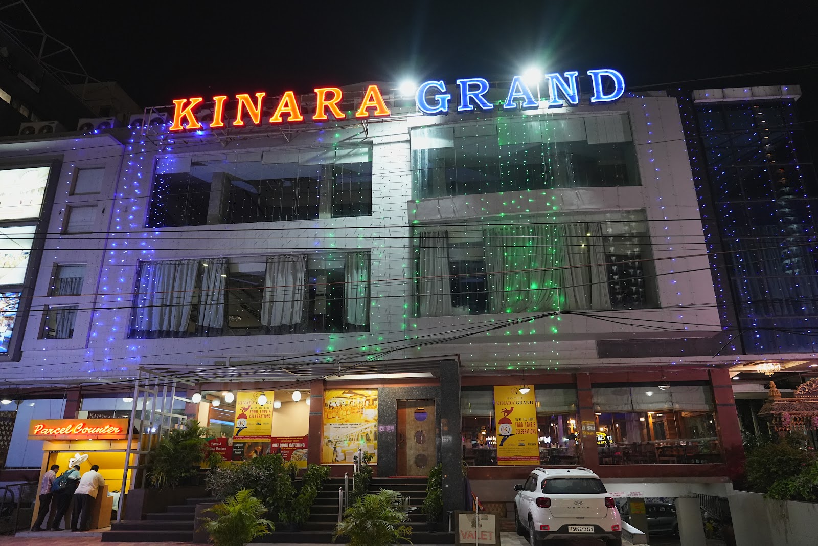 Hotel Kinara Grand · Attapur — Banquet Hall in Attapur, Hyderabad (on-site parking, in-house decoration, outside catering allowed, bar service available) — photo 4
