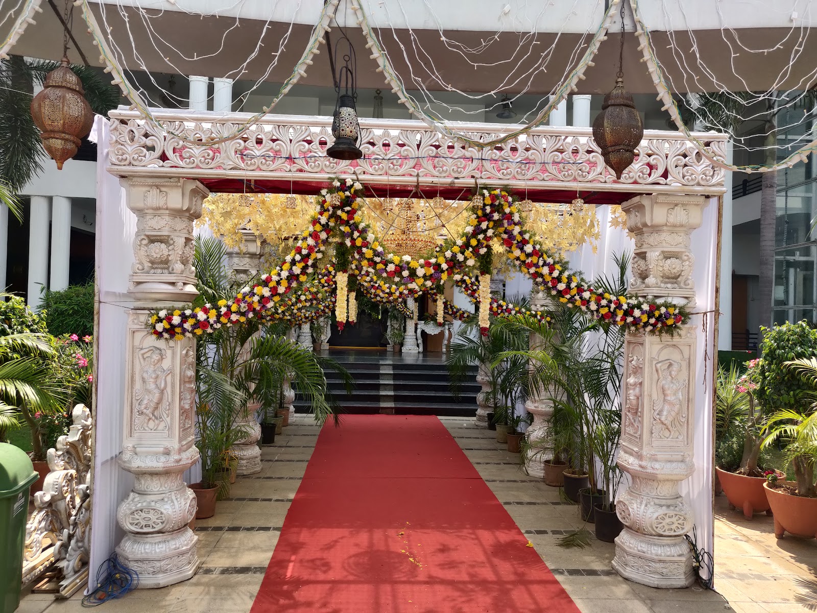 Goteti Kalyana Vedika — Banquet Hall in LB Nagar, Hyderabad (on-site parking, in-house decoration, DJ permitted, bar service available) — photo 4