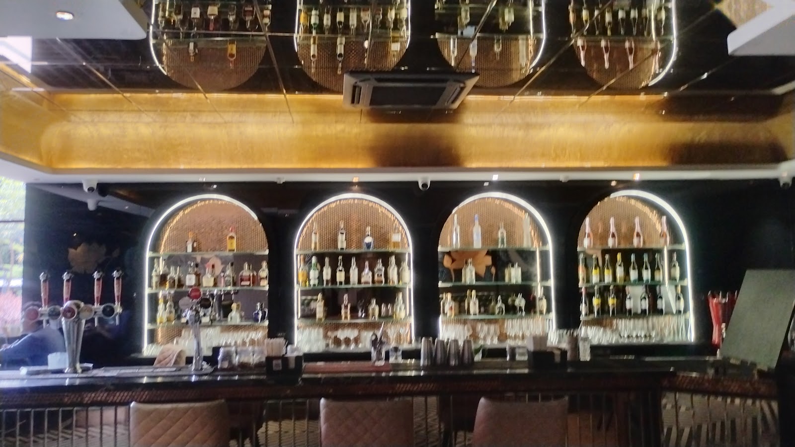 Inanna Taproom — Banquet Hall in Bannerghatta Road, Bangalore (on-site parking, in-house decoration, DJ permitted, bar service available) — photo 4