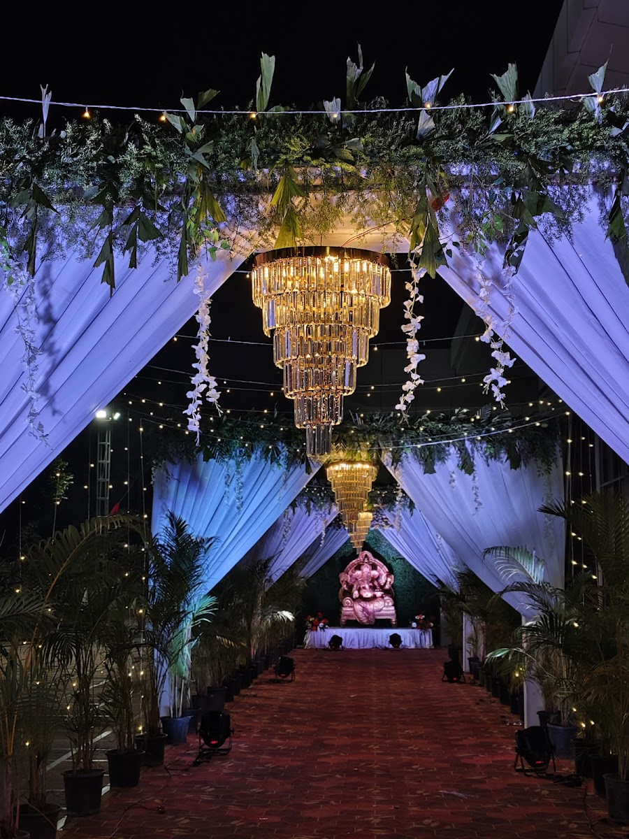Devaki Convention Hall — Banquet Hall in Nagole, Hyderabad (on-site parking, in-house decoration, DJ permitted, bar service available) — photo 4