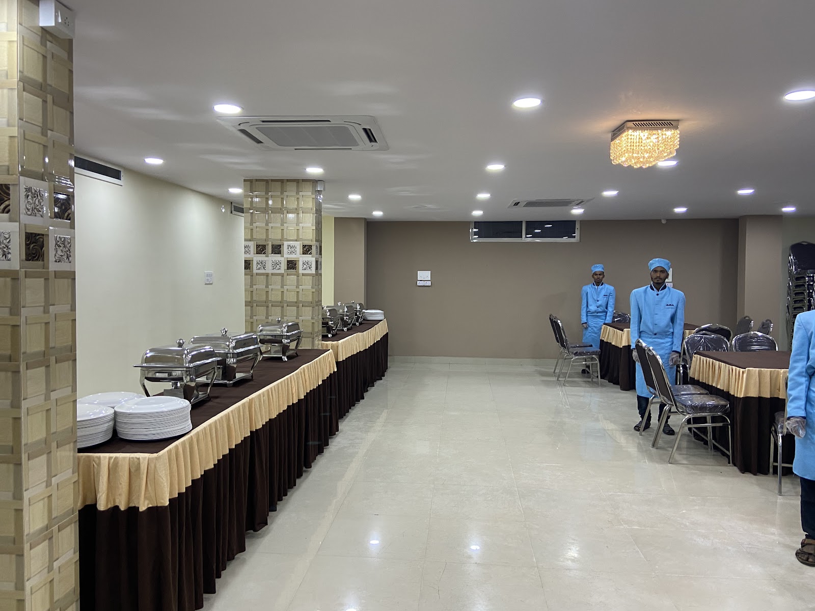 Sahara Banquet Hall — Banquet Hall in Musheerabad, Hyderabad (on-site parking, in-house decoration, bar service available, 150–250 guest capacity) — photo 3