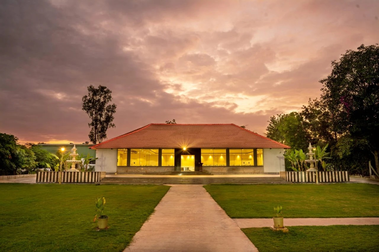 Farm Stay Resort · Shamirpet — Resort in Shamirpet, Hyderabad (on-site parking, in-house decoration, DJ permitted, bar service available)