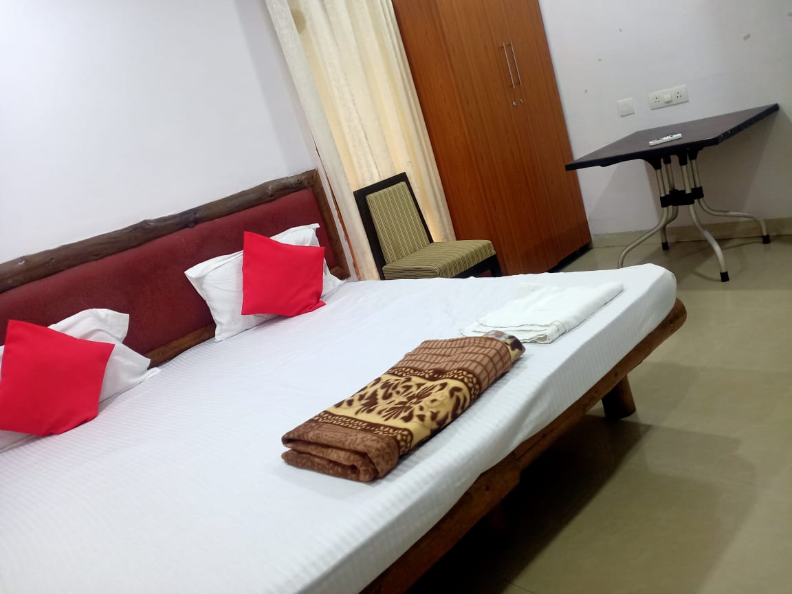 Rainbow Resorts — Banquet Hall in Shamirpet, Hyderabad (on-site parking, in-house decoration, DJ permitted, bar service available) — photo 2