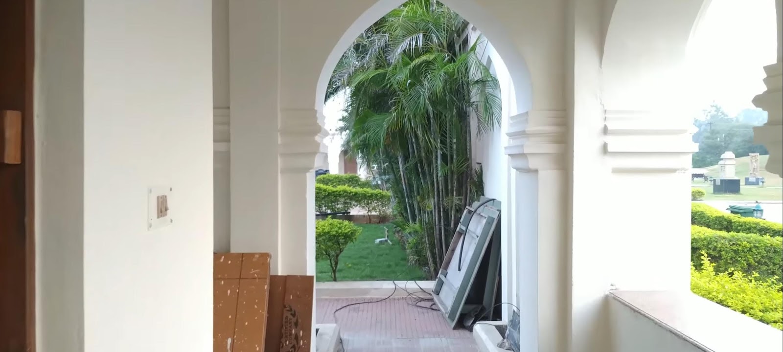 Taramati Baradari Resort — Resort in Hydershakote, Hyderabad (on-site parking, in-house decoration, bar service available, 1000–1500 guest capacity) — photo 2