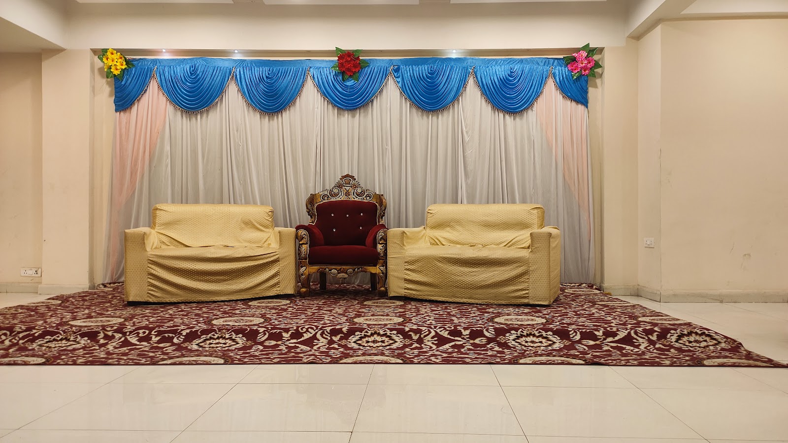 Jashanz Banquet Hall — Banquet Hall in Toli Chowki, Hyderabad (on-site parking, in-house decoration, bar service available, 200–350 guest capacity) — photo 3