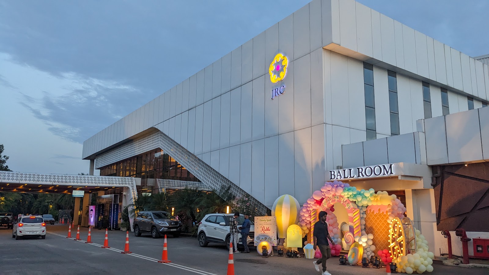 JRC Conventions — Banquet Hall in Jubilee Hills, Hyderabad (on-site parking, in-house decoration, DJ permitted, bar service available) — photo 4