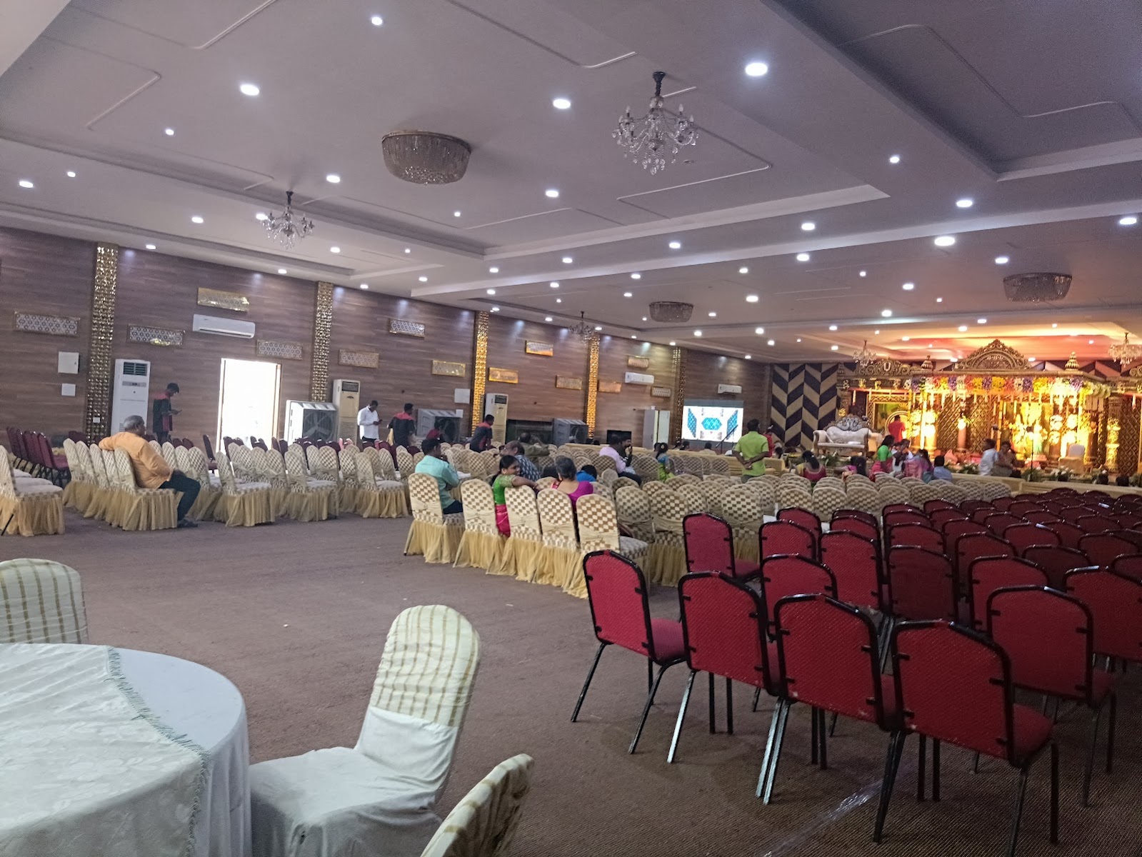Nimantran Palace — Banquet Hall in Hyderabad (on-site parking, in-house decoration, DJ permitted, bar service available)