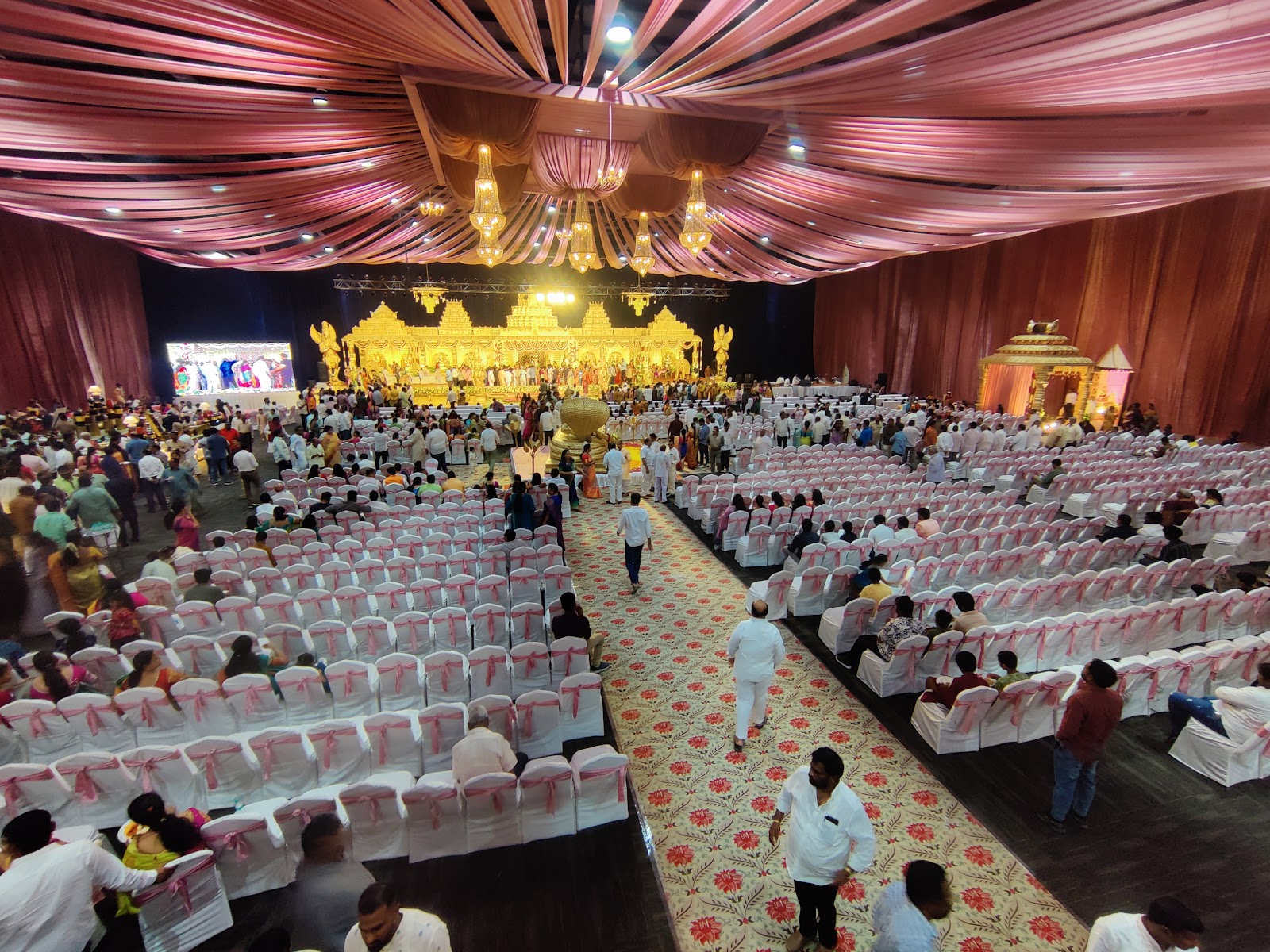 KLCC Conventions — Banquet Hall in Shamshabad, Hyderabad (on-site parking, in-house decoration, DJ permitted, bar service available) — photo 2