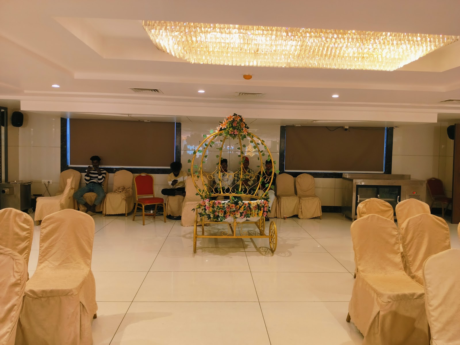 Hotel Kass — Banquet Hall in Kompally, Hyderabad (on-site parking, in-house decoration, outside catering allowed, bar service available) — photo 4