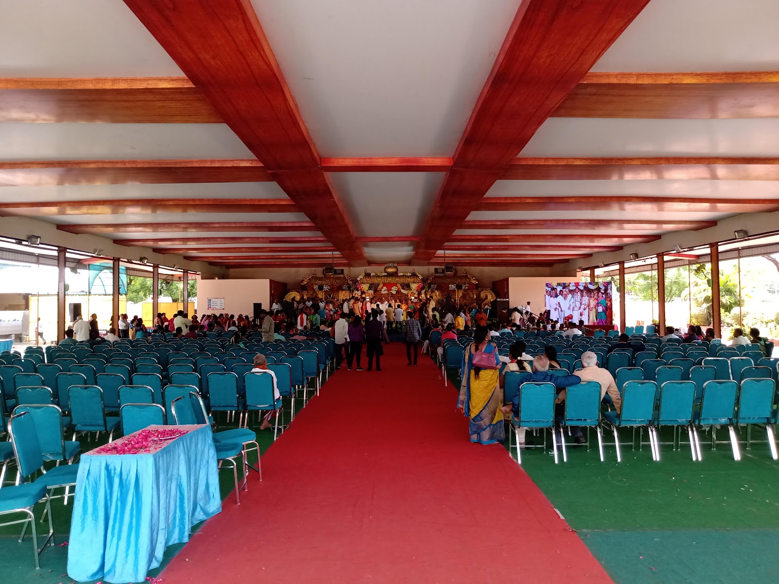 VNR Gardens — Banquet Hall in Mallapur, Hyderabad (on-site parking, in-house decoration, DJ permitted, bar service available) — photo 4