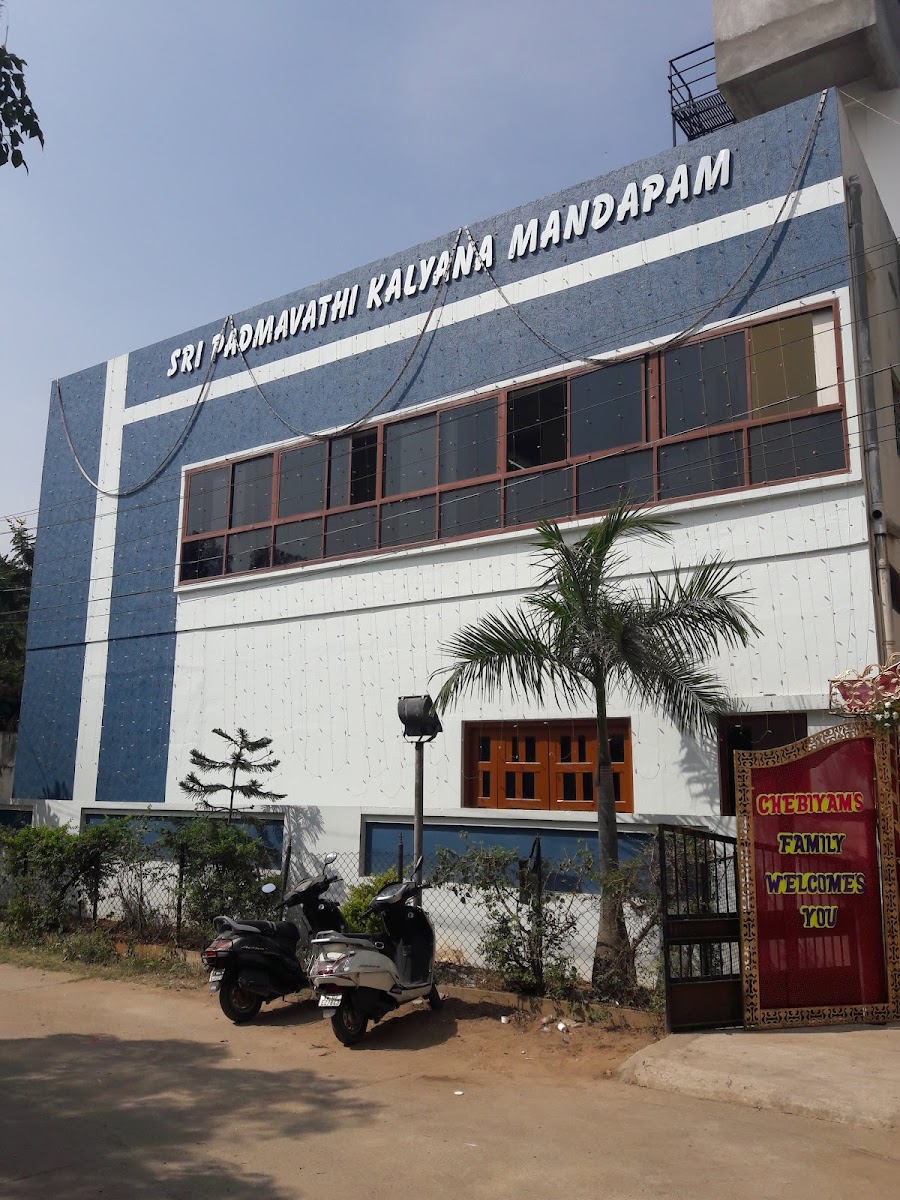 Sri Padmavathi Kalyana Mandapam — Banquet Hall in Secunderabad, Hyderabad (on-site parking, in-house decoration, DJ permitted, bar service available) — photo 4