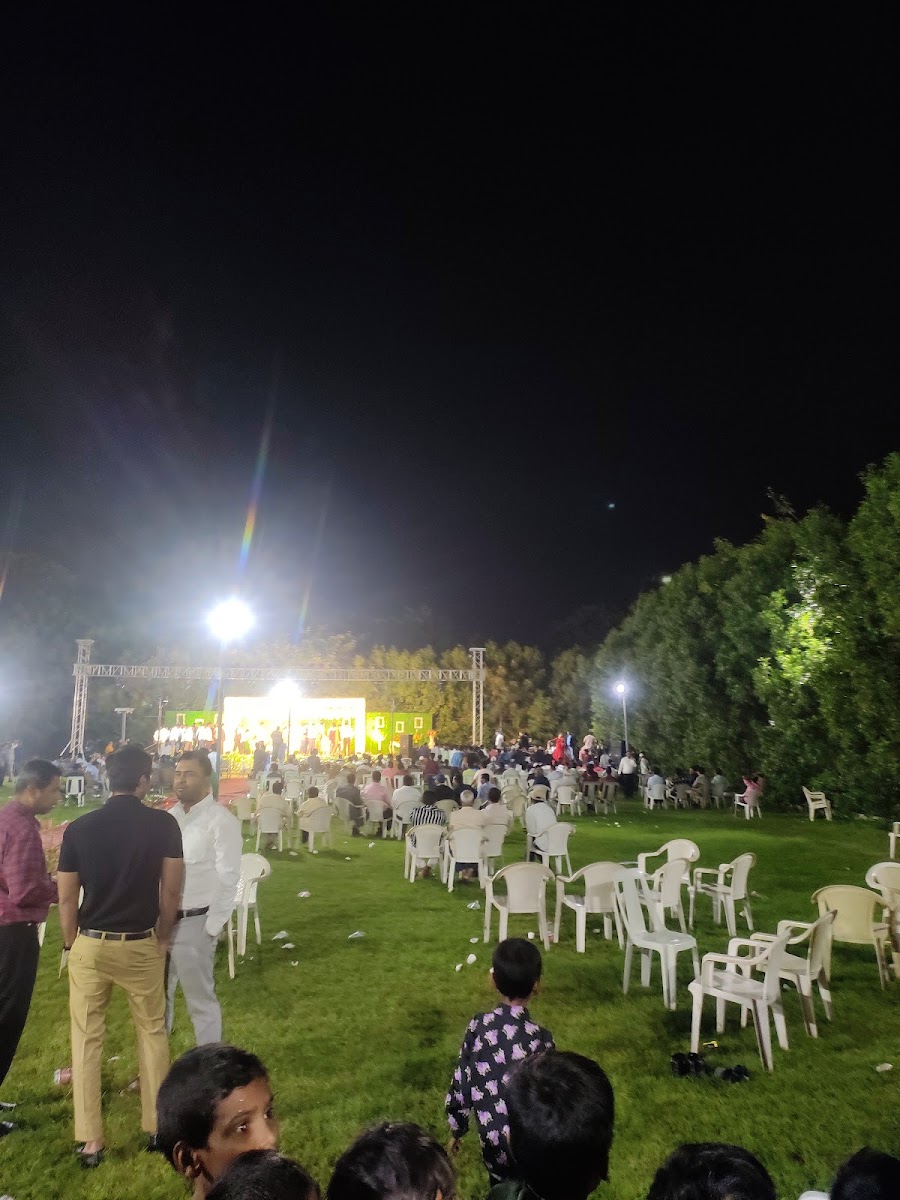 Laxmi Gardens Function Hall — Banquet Hall in Champapet, Hyderabad (on-site parking, in-house decoration, DJ permitted, bar service available) — photo 4