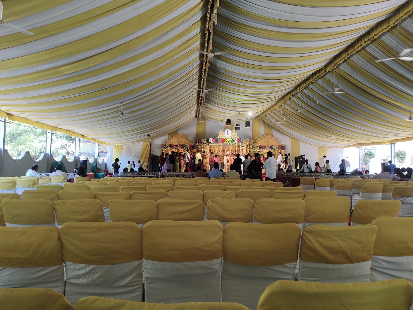 Sarojini Gardens Function Hall — Banquet Hall in Jeedimetla, Hyderabad (on-site parking, in-house decoration, DJ permitted, bar service available) — photo 2