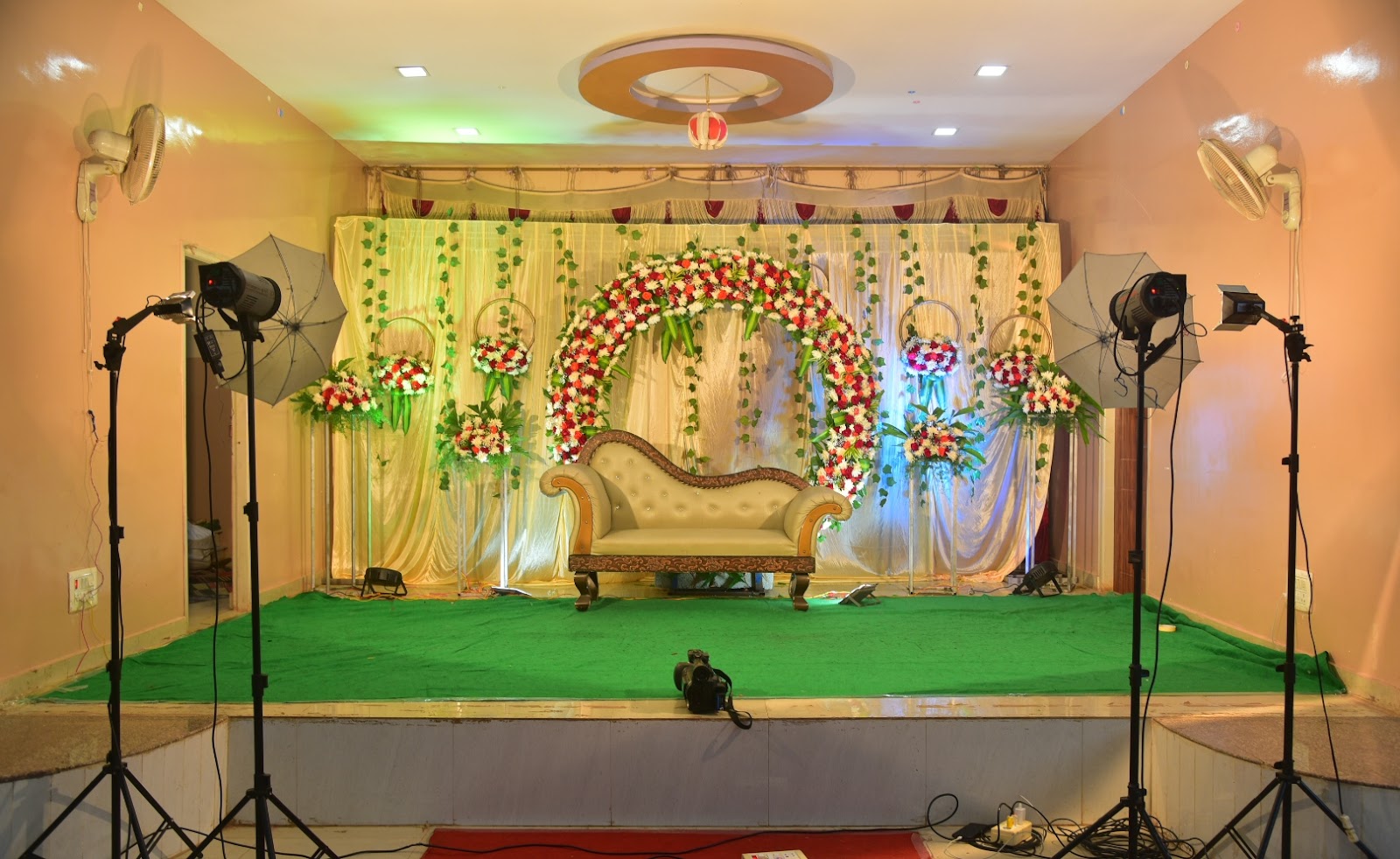 Dhl Function Hall — Banquet Hall in Devanahalli, Bangalore (on-site parking, in-house decoration, DJ permitted, bar service available) — photo 2