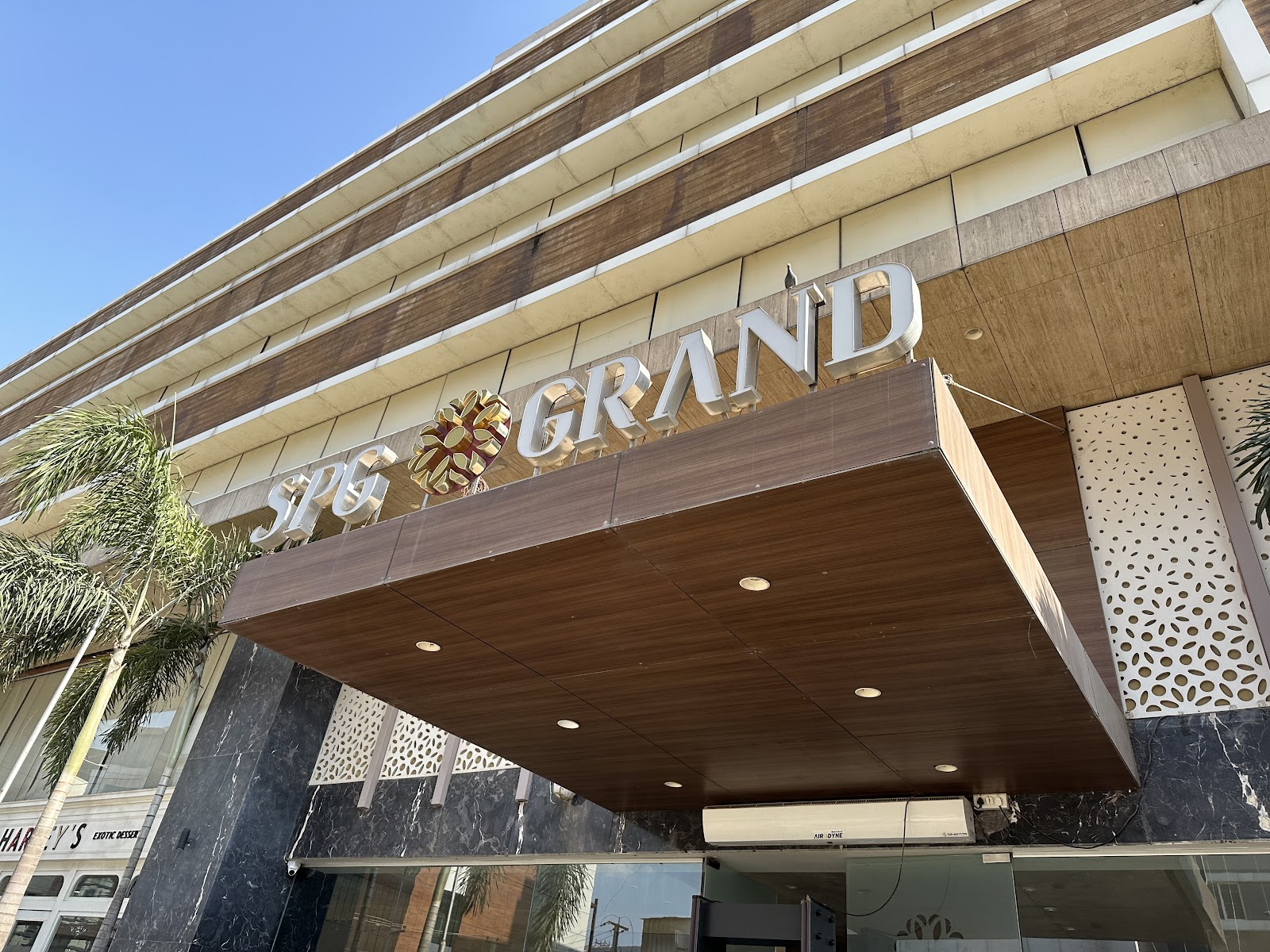 Hotel SPG Grand — Banquet Hall in Hyderabad (on-site parking, in-house decoration, outside catering allowed, bar service available)