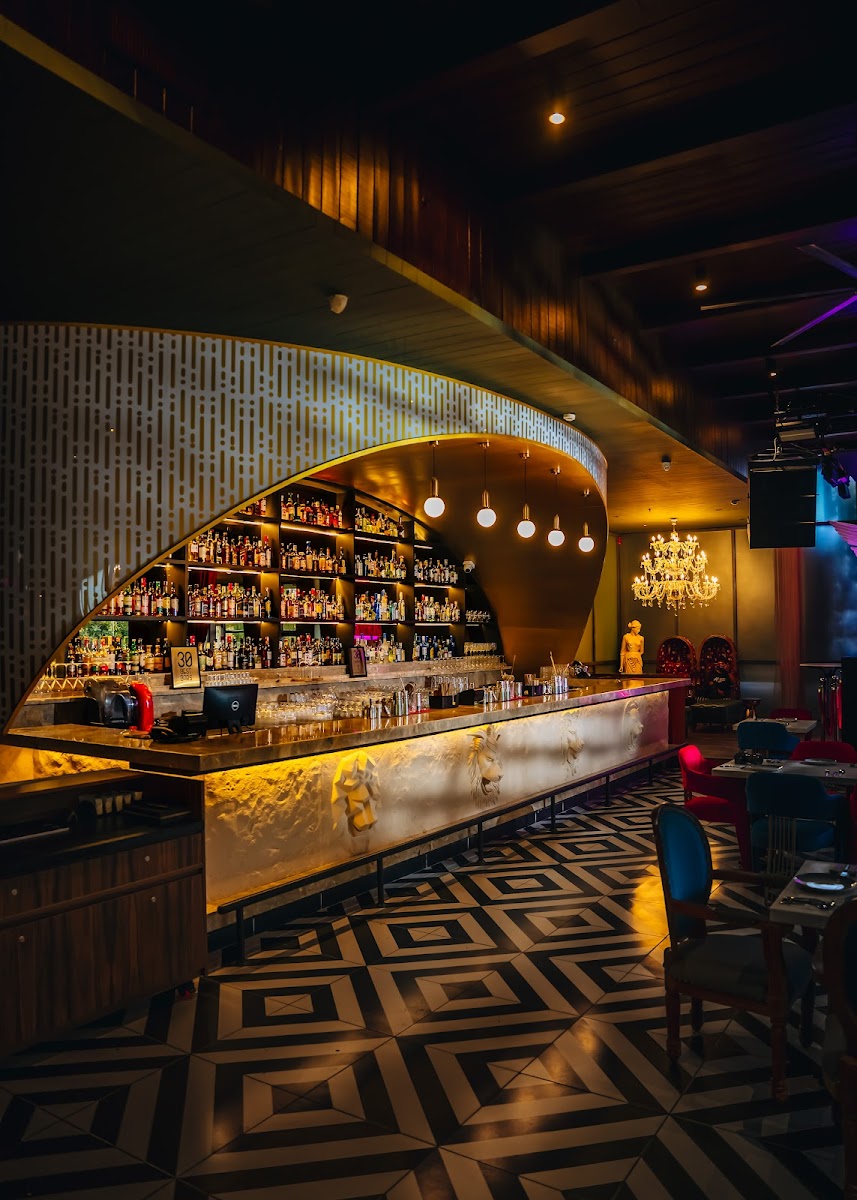 Raahi Neo Kitchen & Bar — Pub/Bar in Bangalore (on-site parking, in-house decoration, DJ permitted, bar service available)
