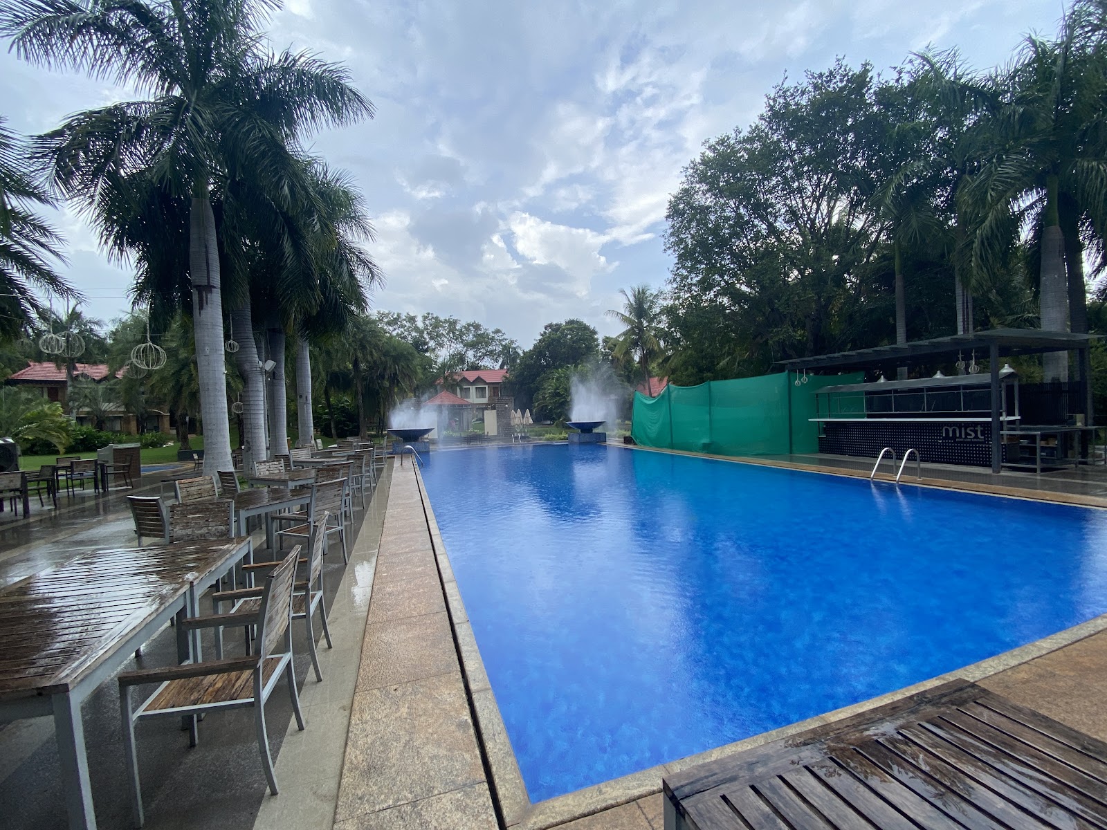 The Golkonda Resorts & Spa — Banquet Hall in Gandipet, Hyderabad (on-site parking, in-house decoration, bar service available, 0–3500 guest capacity) — photo 3