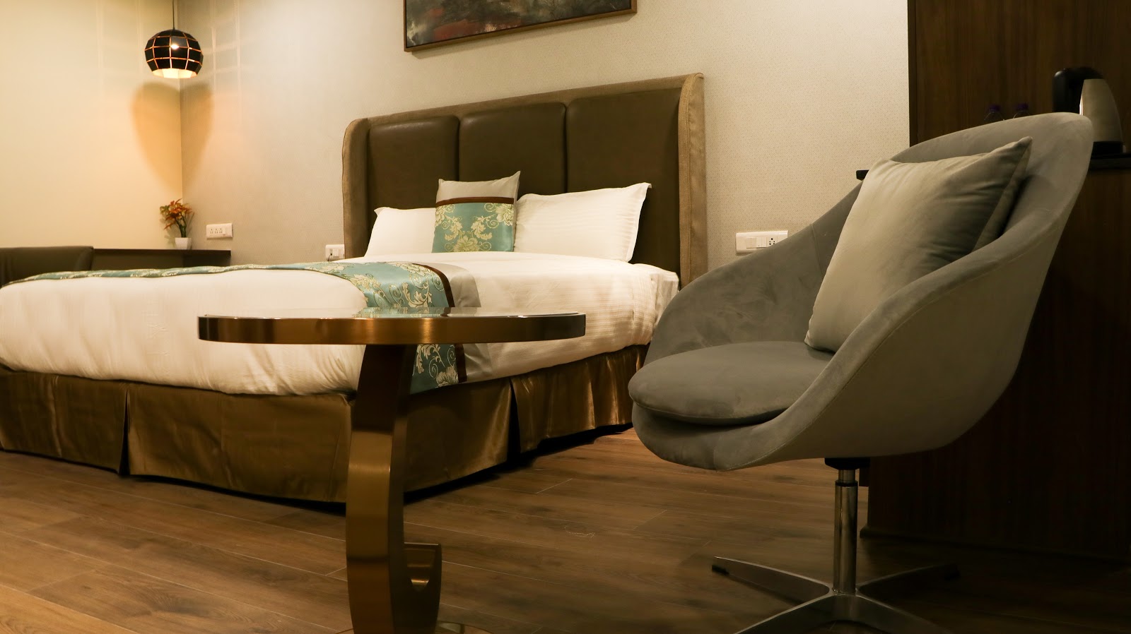 The Platinum Hotel · Himayat Nagar — Banquet Hall in Himayat Nagar, Hyderabad (on-site parking, in-house decoration, outside catering allowed, bar service available) — photo 3