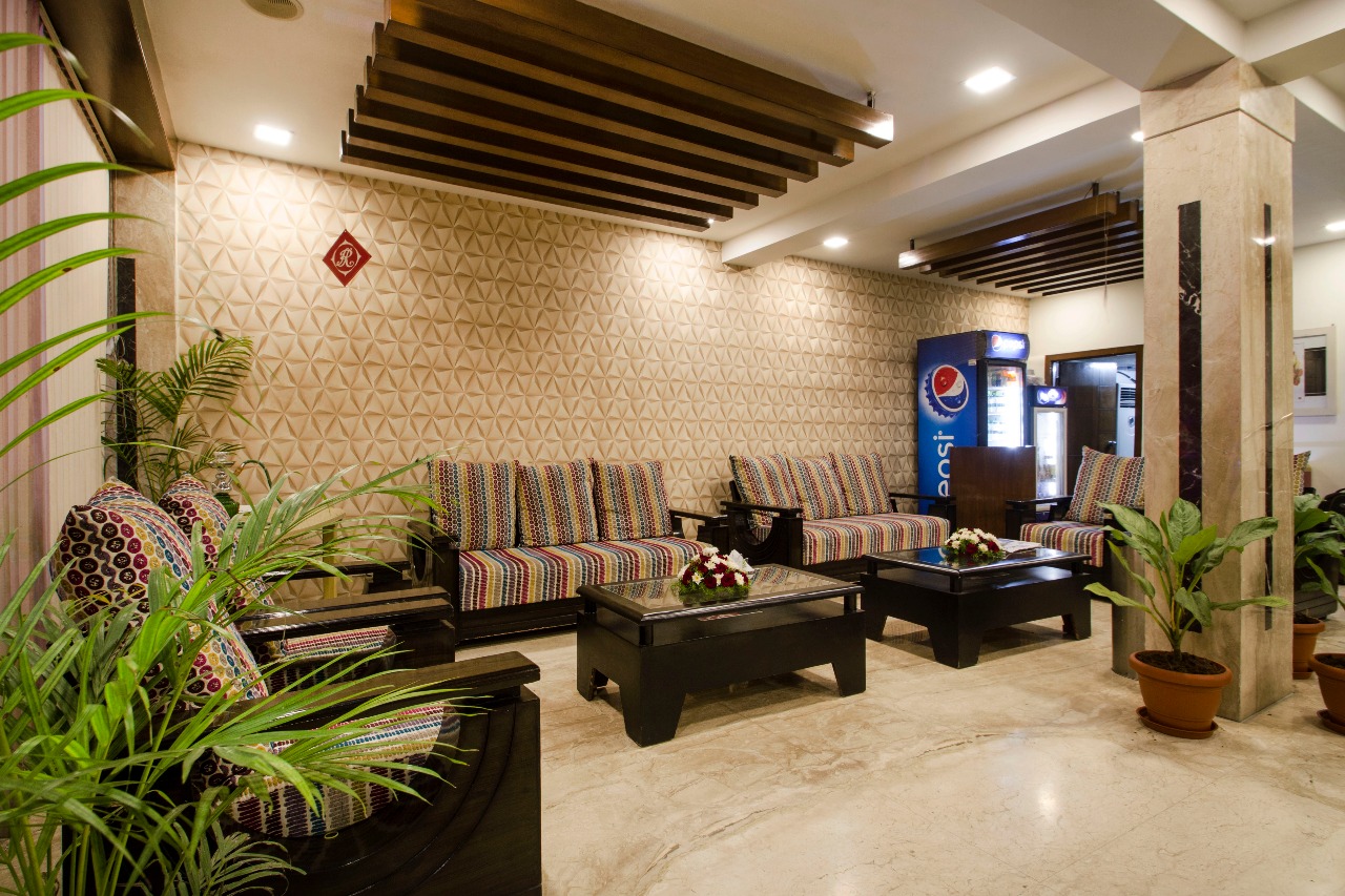 Hotel Rainbow International · Lakdi Ka Pul — Banquet Hall in Lakdi Ka Pul, Hyderabad (on-site parking, in-house decoration, outside catering allowed, bar service available) — photo 3