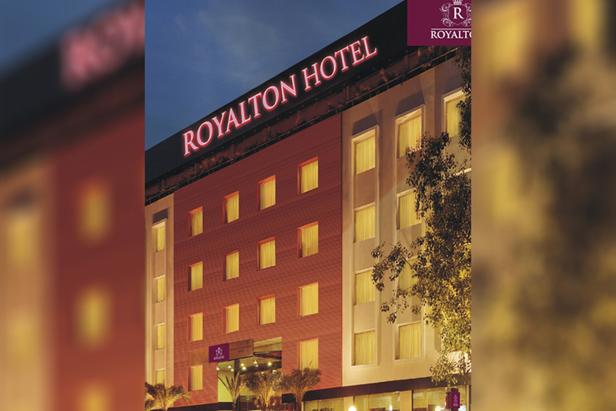 Hotel Royalton — Banquet Hall in Abids, Hyderabad (on-site parking, in-house decoration, outside catering allowed, DJ permitted) — photo 4