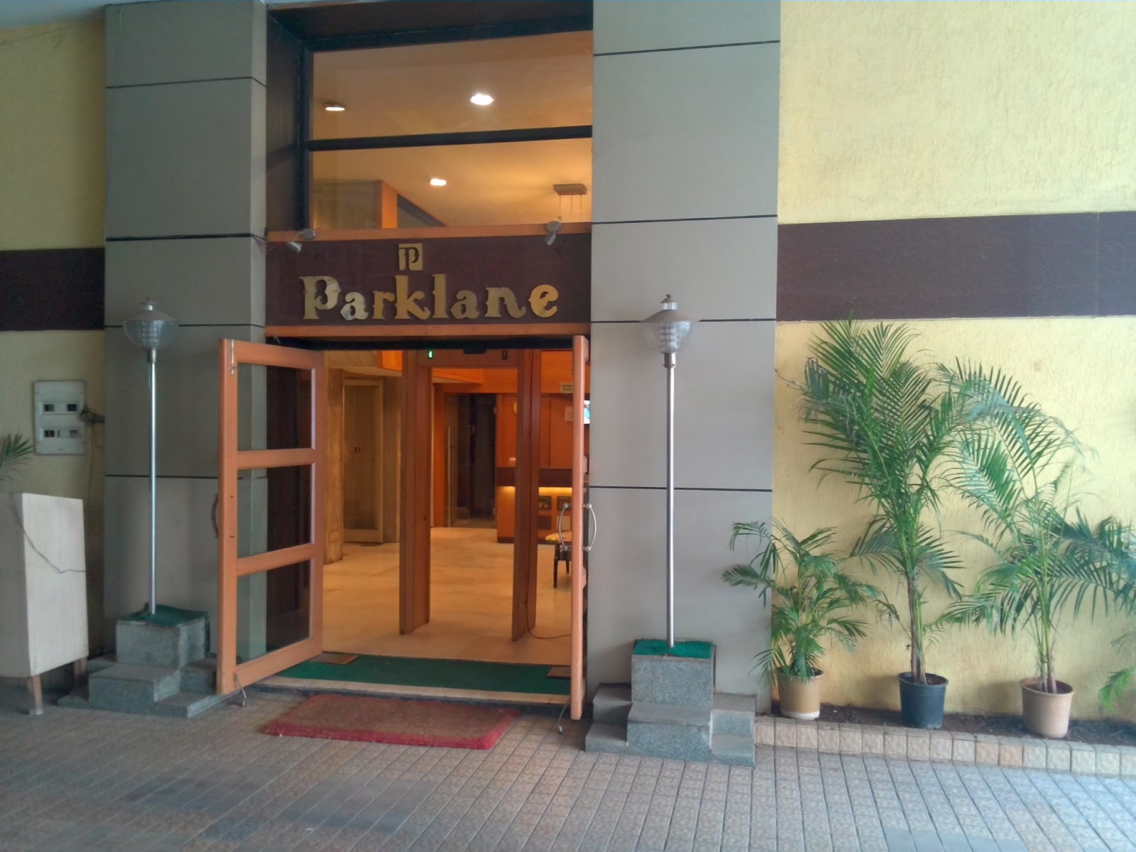 Hotel Parklane — Banquet Hall in Secunderabad, Hyderabad (on-site parking, in-house decoration, outside catering allowed, bar service available)