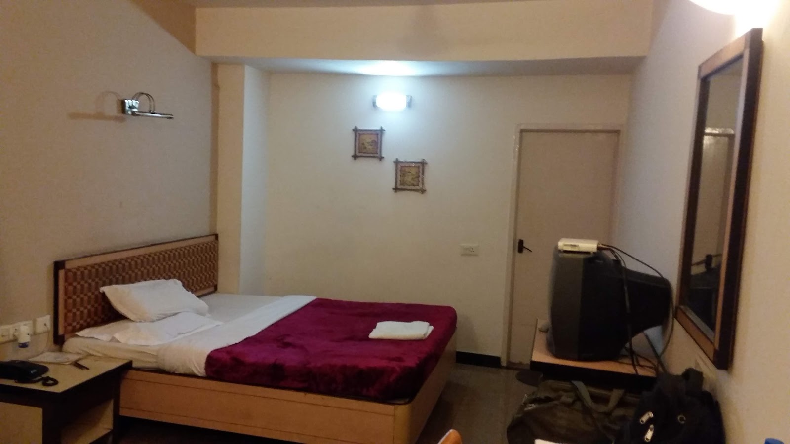 Hotel Urvasi Residency — Banquet Hall in Secunderabad, Hyderabad (on-site parking, in-house decoration, outside catering allowed, bar service available) — photo 2