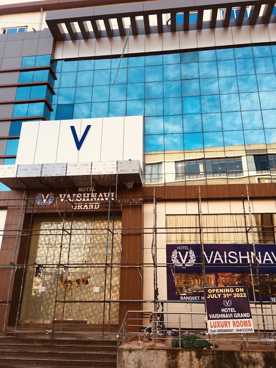 Hotel One Place — Banquet Hall in Kukatpally, Hyderabad (on-site parking, in-house decoration, outside catering allowed, bar service available) — photo 4