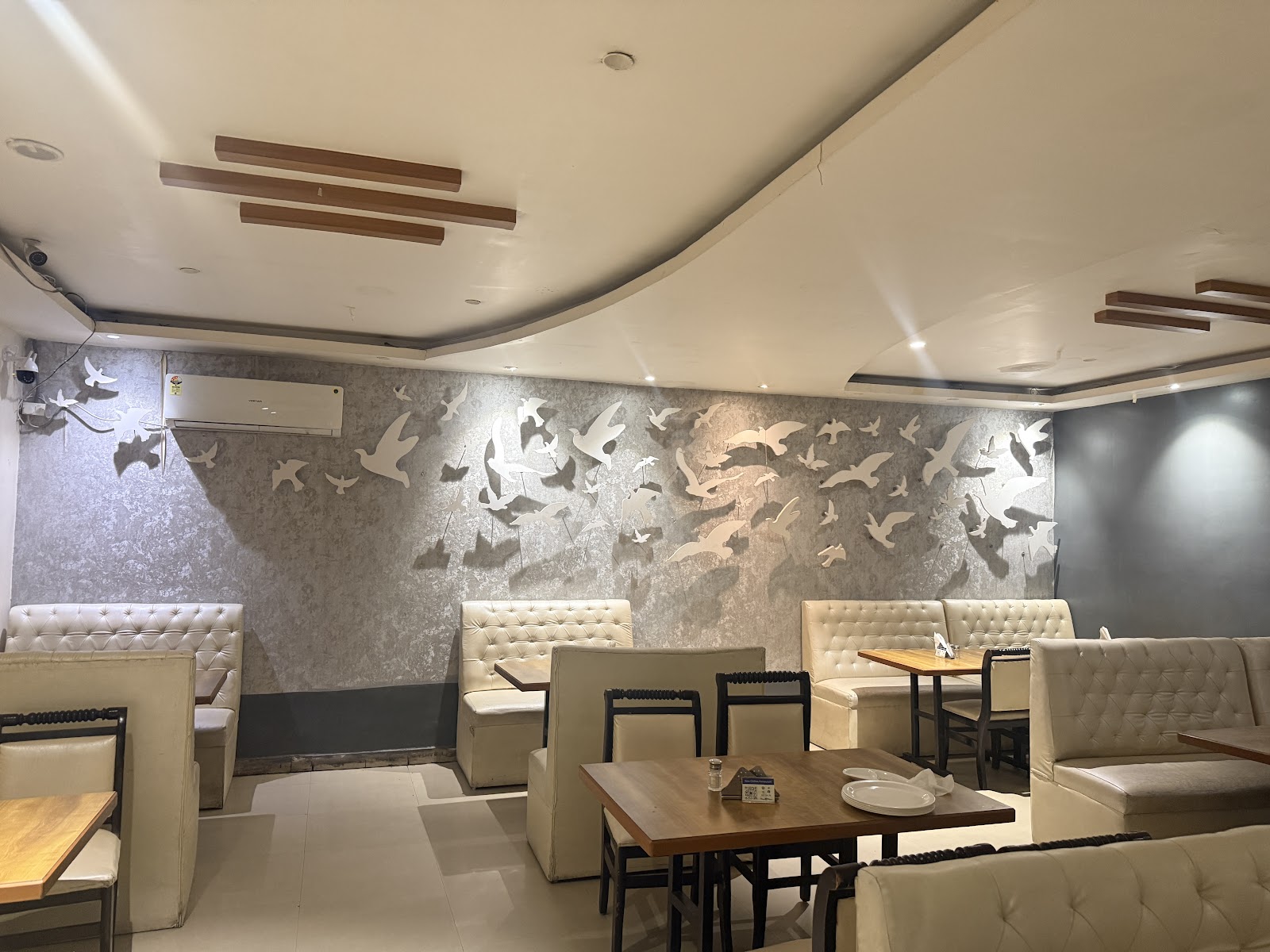 New Chillies Restaurant — Banquet Hall in Secunderabad, Hyderabad (on-site parking, in-house decoration, outside catering allowed, bar service available) — photo 3