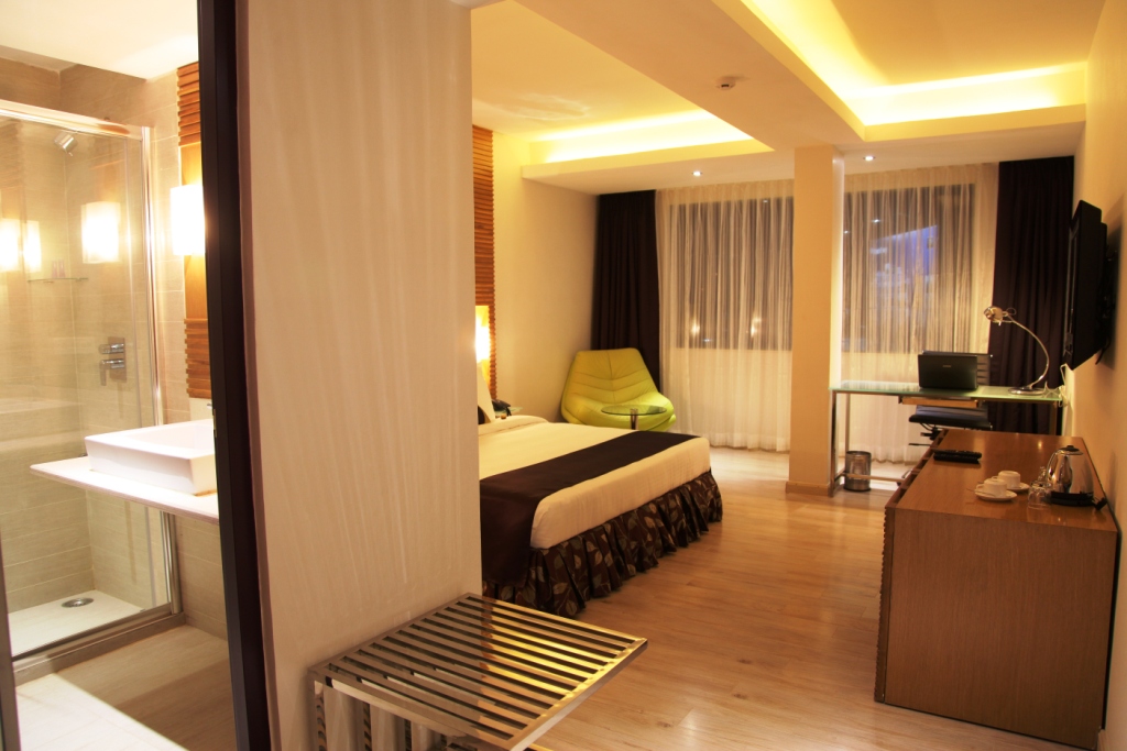 The Purple Leaf Hotel — Banquet Hall in Karkhana, Hyderabad (on-site parking, in-house decoration, outside catering allowed, bar service available) — photo 2
