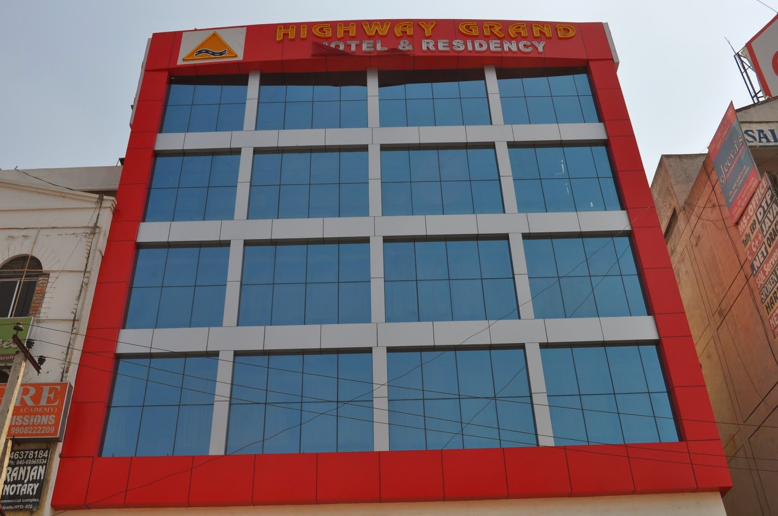 Highway Grand Residency — Banquet Hall in Hyderabad (on-site parking, in-house decoration, bar service available, 15–15 guest capacity)