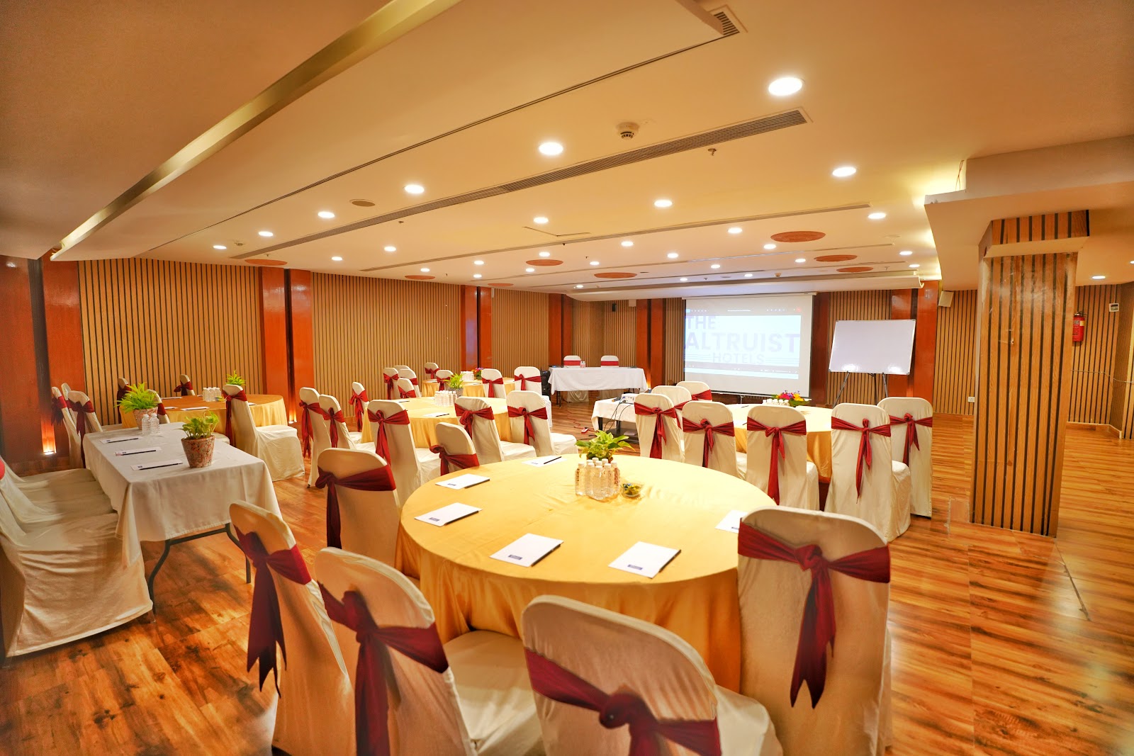 The Altruist Business Hotel - Hitech — Banquet Hall in Kondapur, Hyderabad (on-site parking, in-house decoration, outside catering allowed, bar service available) — photo 3