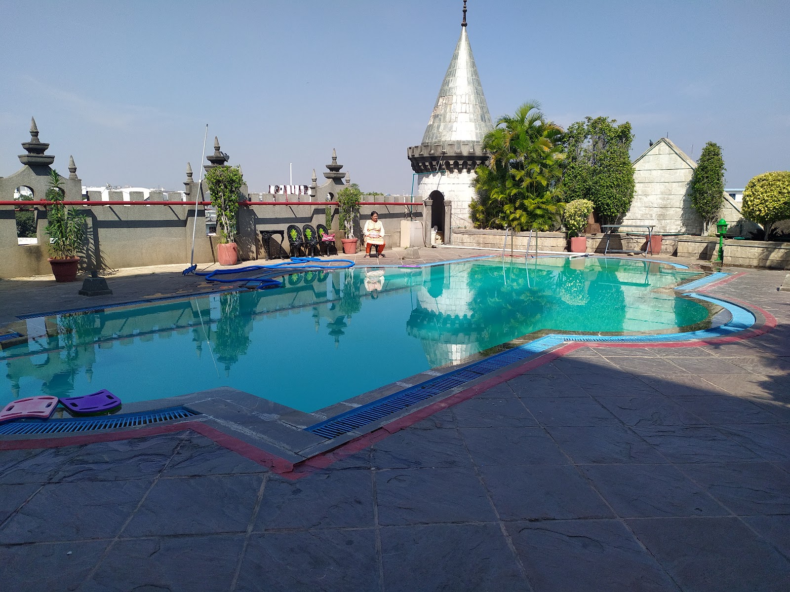 Hotel Amrutha Castle — Banquet Hall in Saifabad, Hyderabad (on-site parking, in-house decoration, outside catering allowed, bar service available) — photo 3