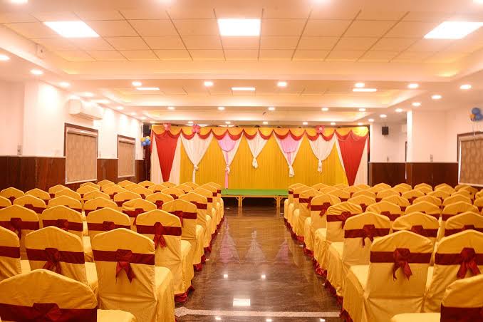 Thanas Party Hall — Banquet Hall in Aminjikarai, Chennai (on-site parking, in-house decoration, bar service available, 275–450 guest capacity) — photo 2