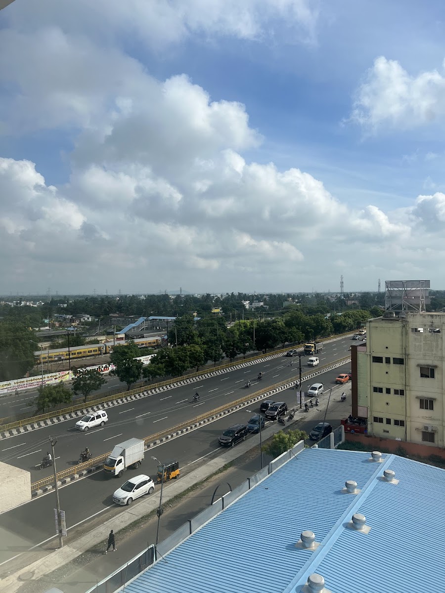 V Five Hotel — Banquet Hall in Maraimalai Nagar, Chennai (on-site parking, in-house decoration, outside catering allowed, bar service available) — photo 3