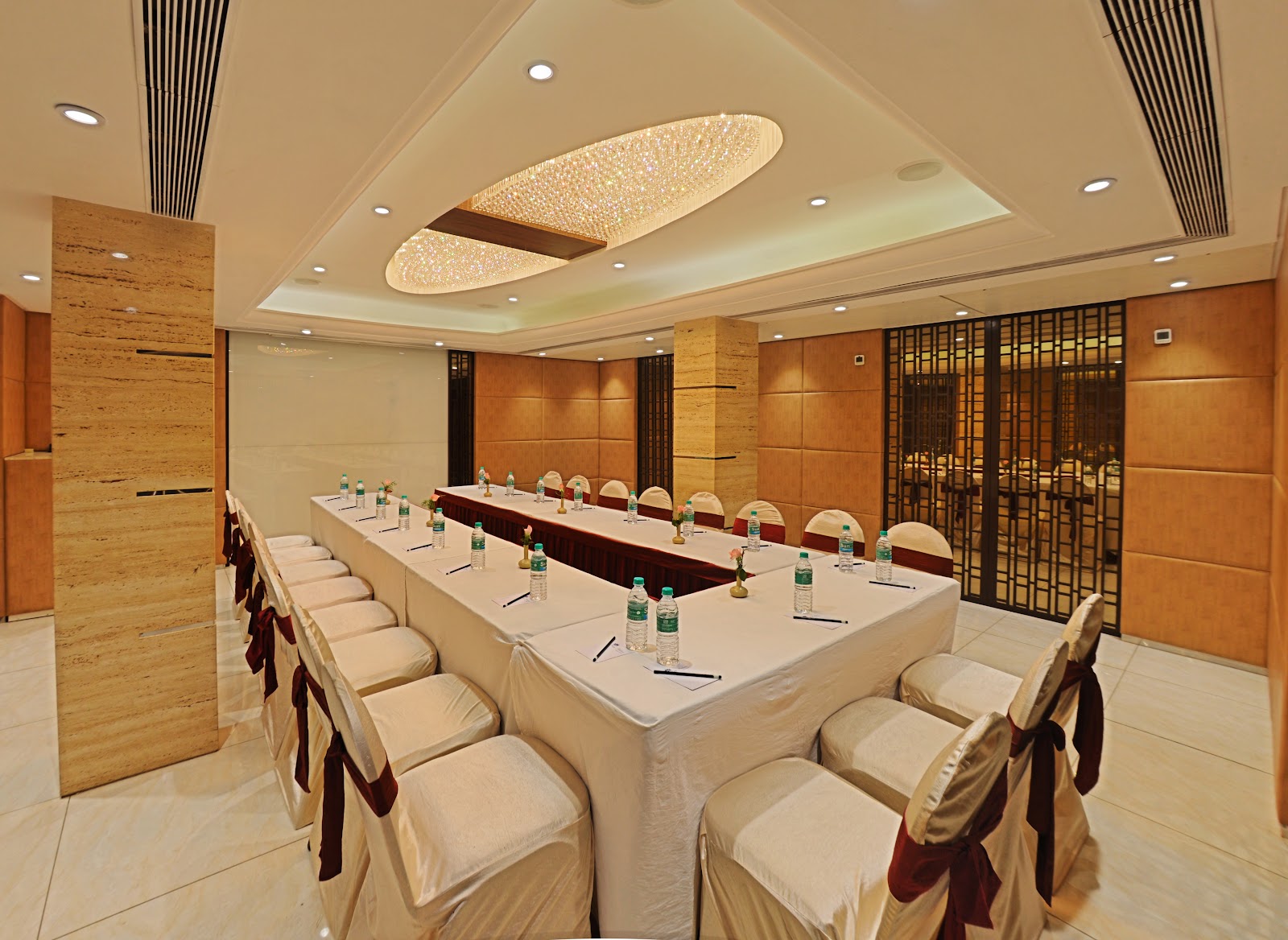 Hotel Raj Palace — Banquet Hall in T Nagar, Chennai (on-site parking, in-house decoration, outside catering allowed, bar service available) — photo 3