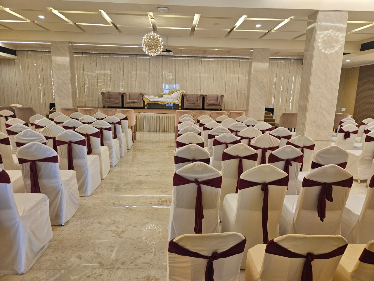 Nestlay Weddings & Banquets — Banquet Hall in Chennai (on-site parking, in-house decoration, bar service available, 250–600 guest capacity)