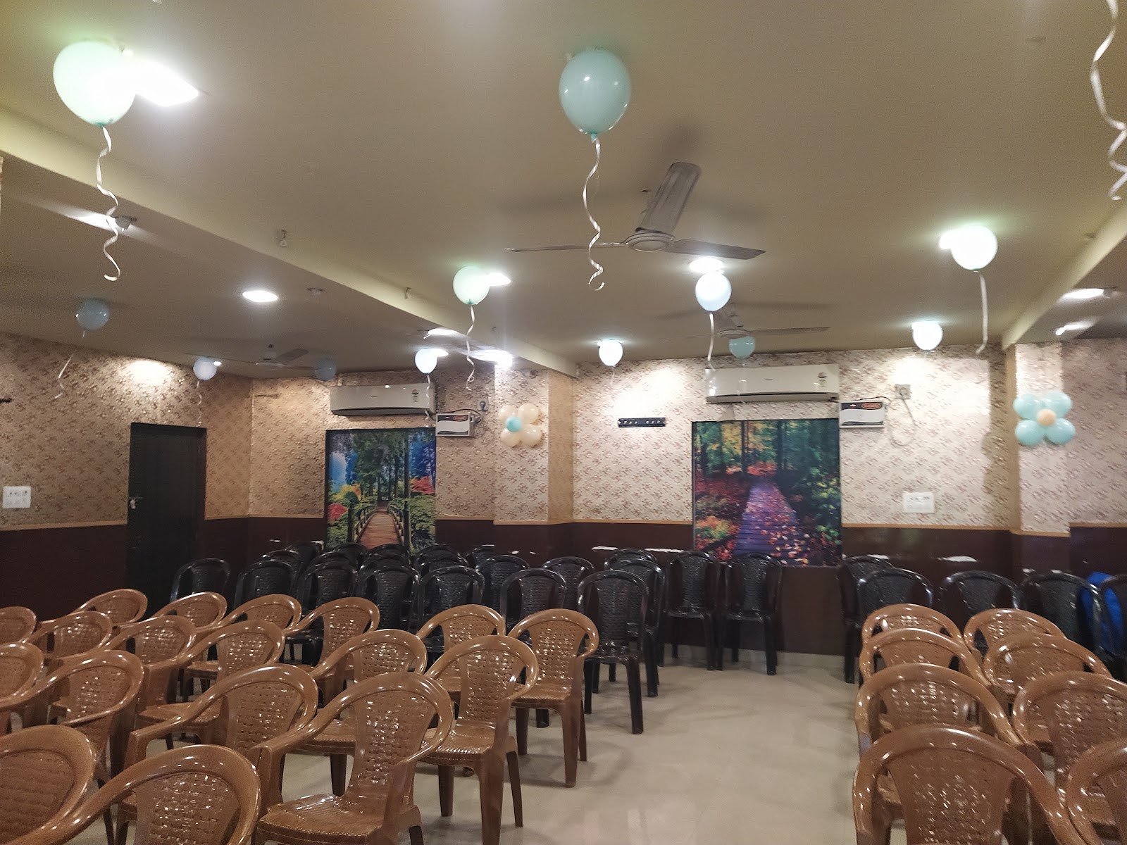 Jose Mini Hall — Banquet Hall in Chennai (on-site parking, in-house decoration, bar service available, 200–300 guest capacity)