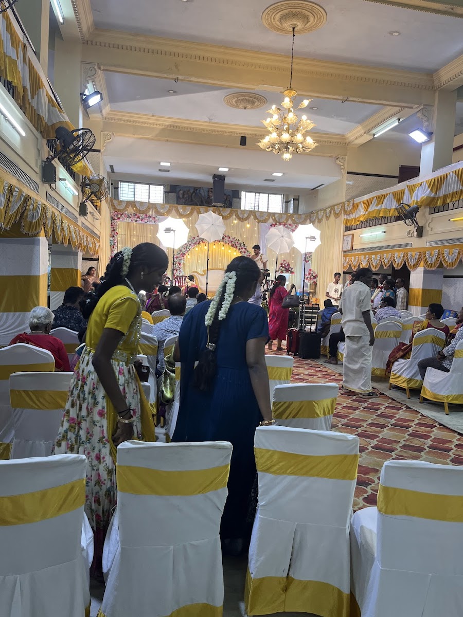 A.K.R. Mahal — Banquet Hall in Virugambakkam, Chennai (on-site parking, in-house decoration, bar service available, 750–1050 guest capacity) — photo 2