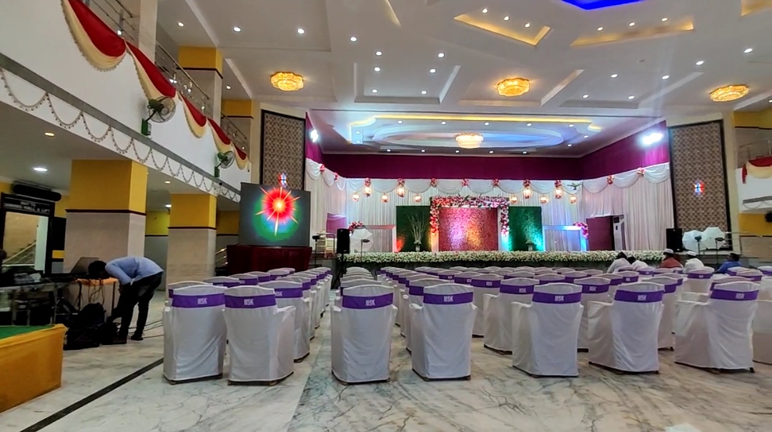 MSK Diamond Mahal — Banquet Hall in Chennai (on-site parking, in-house decoration, bar service available, 1800–2200 guest capacity)