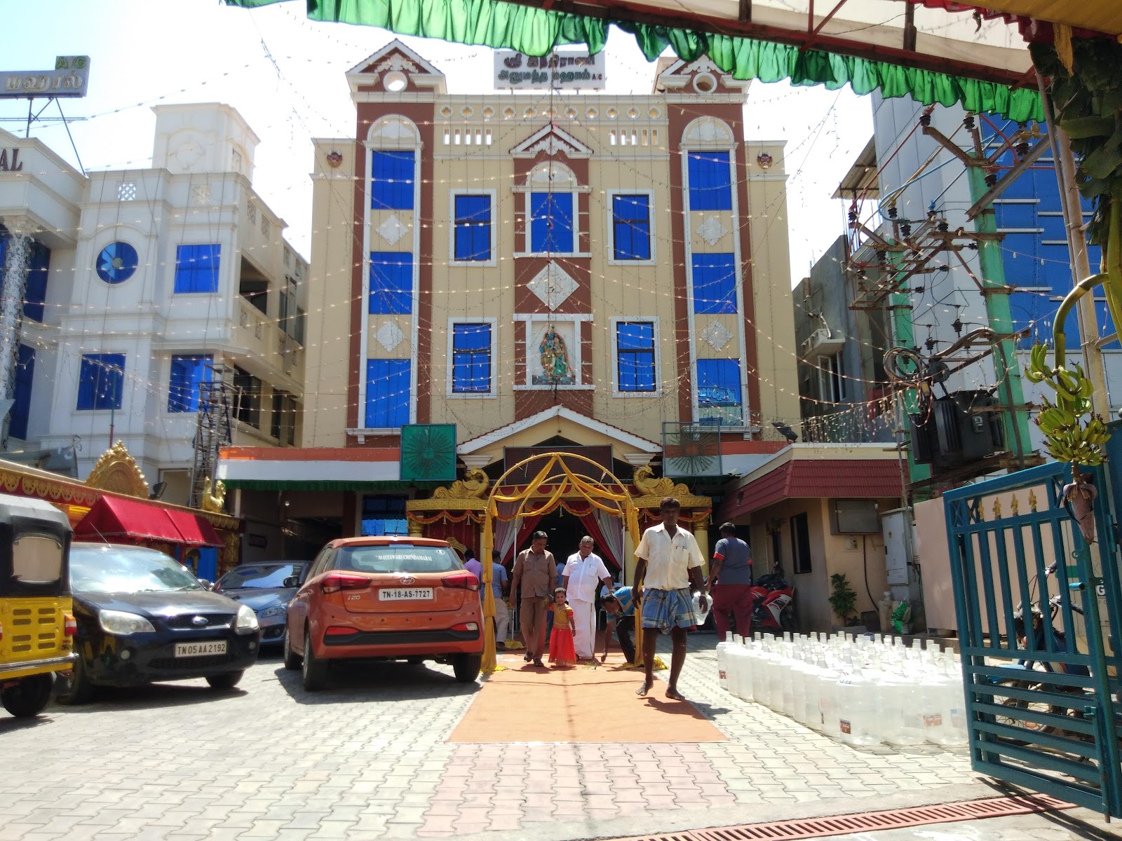 Shree Indirani Hanumantha Mahal — Banquet Hall in Lakshmipuram, Chennai (on-site parking, in-house decoration, bar service available, 600–900 guest capacity) — photo 3