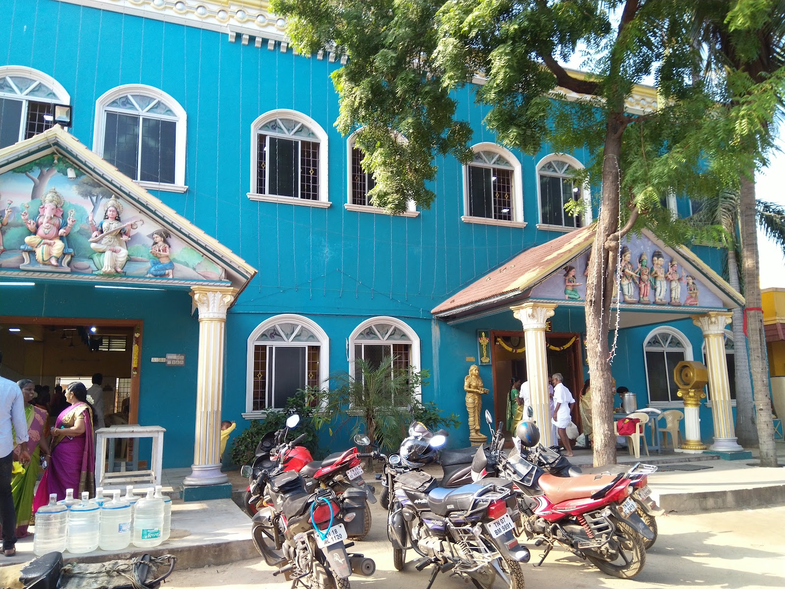K Thirugnanasambandan Ramalakshmi Mahal — Banquet Hall in Chennai (on-site parking, in-house decoration, bar service available, 400–600 guest capacity)